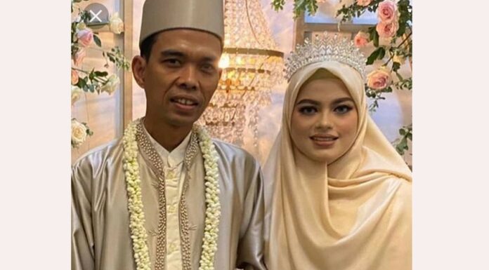 Gambar UAS dan Fatimah Az-Zahra