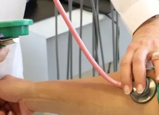 Ilustrasi pemeriksaan kesehatan jantung