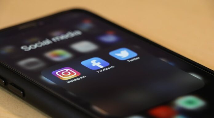 bijak bermedia sosial