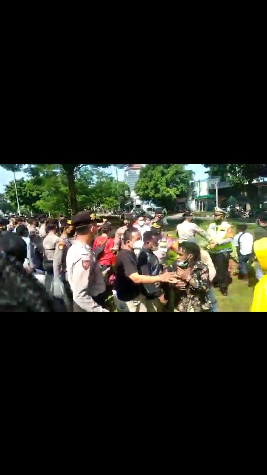 Kelompok Pro Kemerdekaan Papua Unjuk Rasa di Berbagai Daerah, Ratusan Orang Ditangkap dan Alami Kekerasan