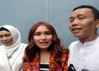 Keluarga Ayu Ting Ting
