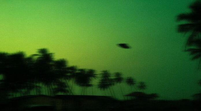 Merinding, Beredar Rekaman Mengerikan Bayangan UFO yang Melayang di Shanghai
