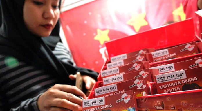 Telkomsel: Good Bye Simpati, Kartu AS dan Loop