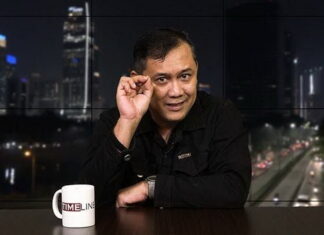 Gak serius melulu, Denny Siregar juga bisa guyon seperti ini