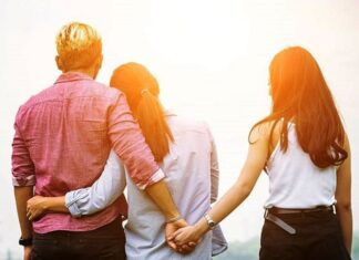 Waspada, Ini Tanda-tanda Kecil Pasangan Bakal Mulai Selingkuh