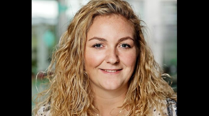 Seorang Wartawan Bertugas Sambil Berhubungan Seks: Ini Adalah Bagian dari Tugas Saya Wartawan Denmark, Louise Fischer