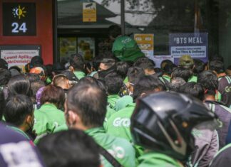 Satgas Covid-19 Angkat Bicara Terkait BTS Meal McDonalds yang Picu Kerumunan