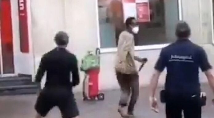 Kasus penikaman di Jerman bunuh tiga orang, pelaku dihentikan warga lokal.