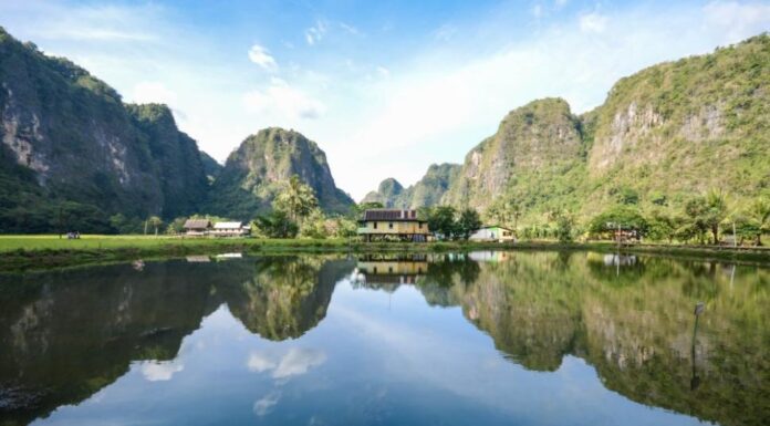 Pelesir ke Gugusan Karts Rammang-rammang, OMG Eksotisnya Wisata Indonesia Pelesir ke Gugusan Karts Rammang-rammang, OMG Eksotisnya Wisata Indonesia