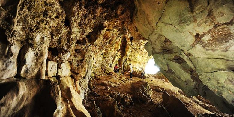 Pelesir ke Gugusan Karts Rammang-rammang, OMG Eksotisnya Wisata Indonesia
