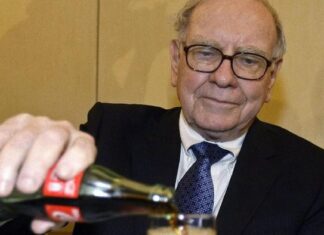 Sumbang 99 persen hartanya, Warren Buffett gak bagi ke anak-anaknya loh!