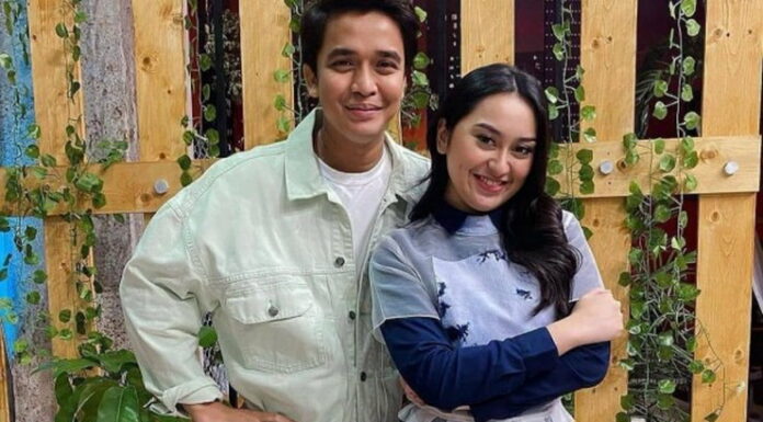 Naomi ramal &#Array;pernikahan&#Array; Billy Syahputra dan Memes Prameswari, hasilnya mengejutkan!