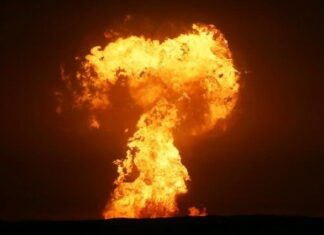 Mengerikan! Kobaran Api Raksasa Muncul di Laut Kaspia Azerbaijan, Pertanda Apa?