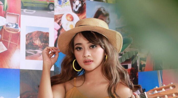 Pembuat Video Viral Arisan Tumbal Pondok Indah Tolak Dikatakan Pansos Ramadhinisari Sebut Arisan Tumbal Berondong Diikuti Kalangan Elite, Benar Gak?