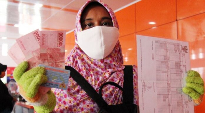 bantuan sosial tunai