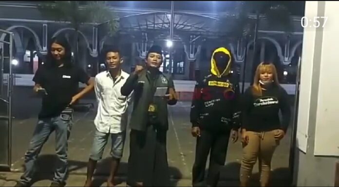 Pemuda Situbondo ajak perang pemerintah Pemuda Situbondo ajak perang pemerintah