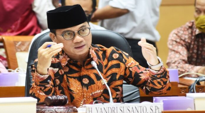 Yandri Susanto
