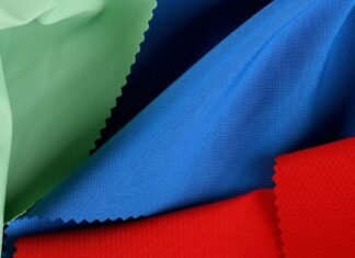 perbedaan polyester dan nylon