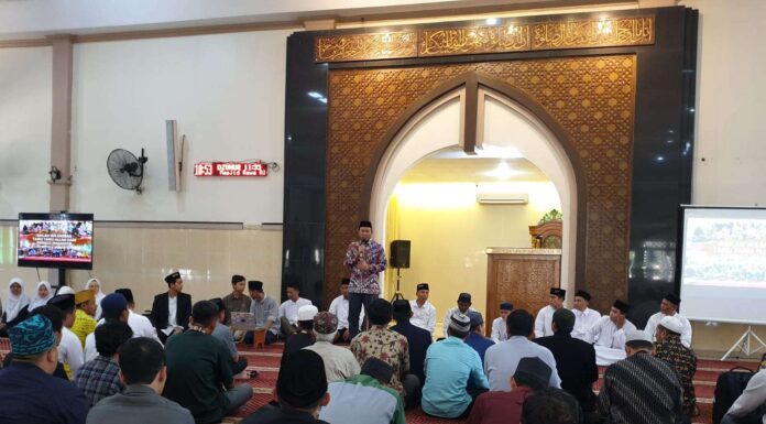 Boyong 85 Guru Mengaji ke Masjid Al-Falah Sragen, Kesra Pemkot Makassar Harap Dapat Edukasi Guru mengaji