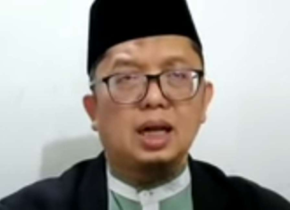 ustaz alfian tanjung