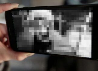 pasangan kekasih mesum