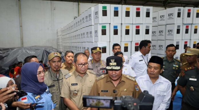 Gudang logistik Makassar