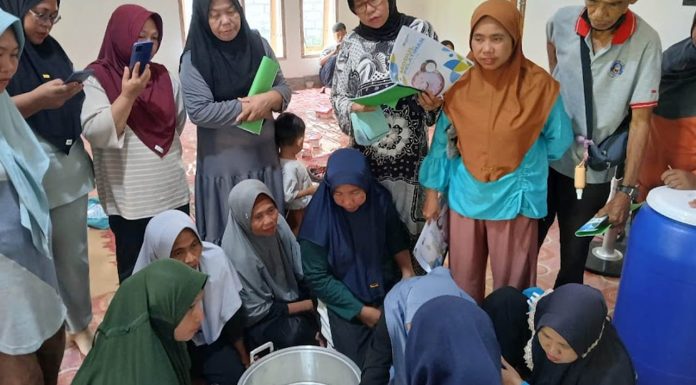 Vale IGP Morowali Latih Pelaku UMKM Cara Mengemas Ikan Asap Sesuai Standar PT Vale Indonesia