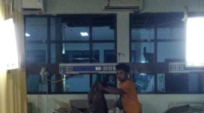 Cerita Ortu Pasien RSUD Sultan Dg Raja Bulukumba Saat Plafon Ruang Rawat Roboh: Lari Dikira Gempa Ruang perawatan ambruk