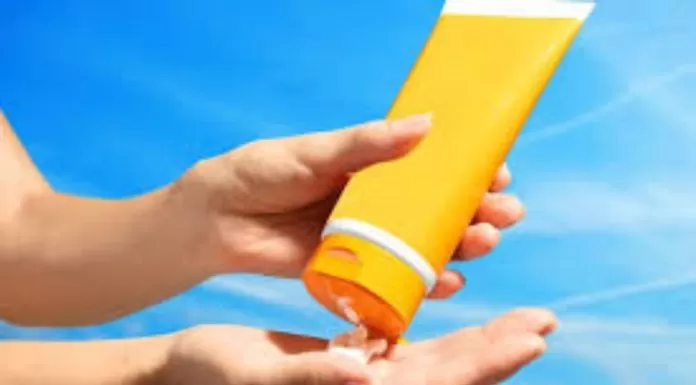 Pentingnya Penggunaan Sunscreen untuk Memulai Hari sunscreen