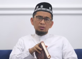 ustadz adi hidayat