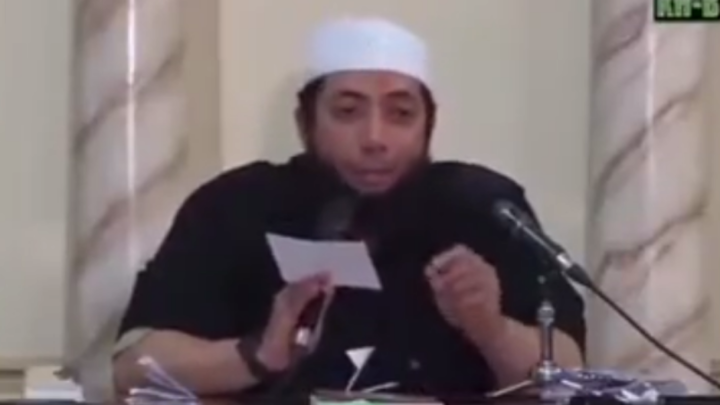 pajak bea cukai