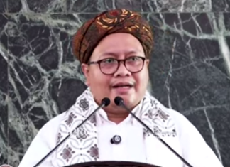 ustadz fahmi salim