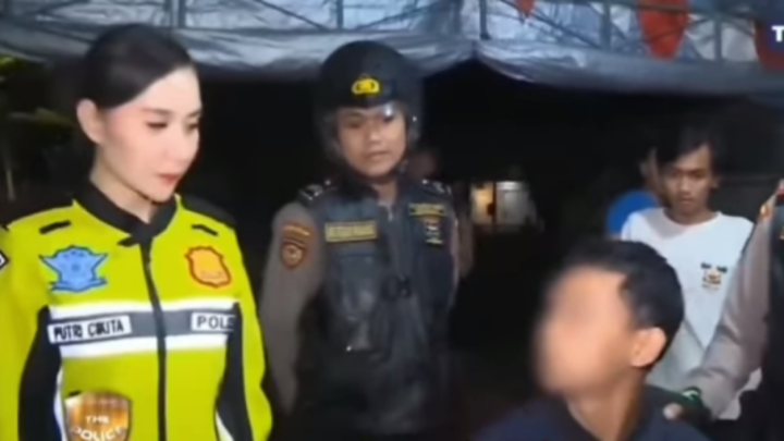 polwan putri cikita