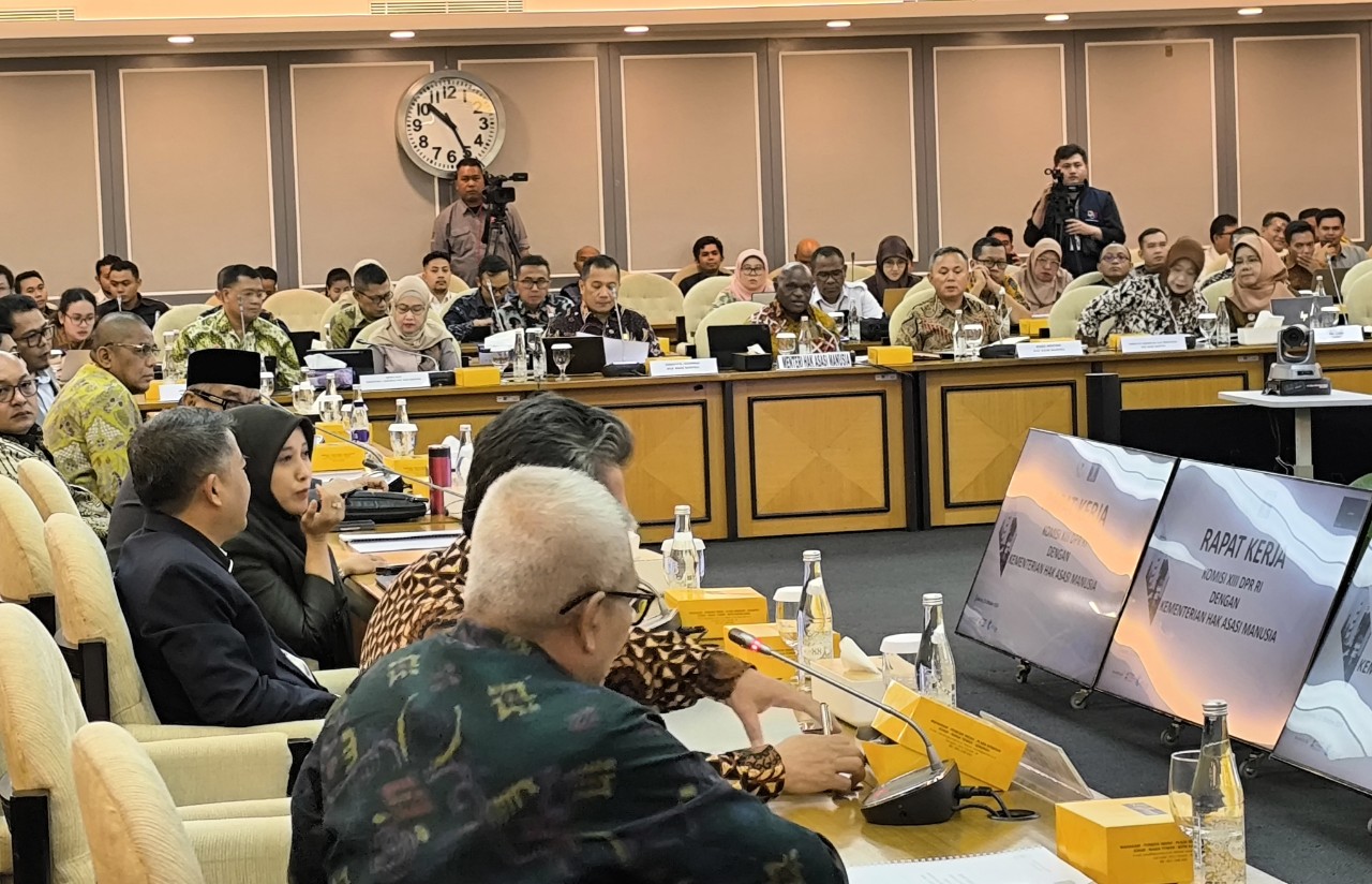 Menteri HAM Natalius Pigai Ingin Anggaran Rp20 T, Meity Rahmatia: Berpotensi Menabrak Kebijakan Fiskal Nasional