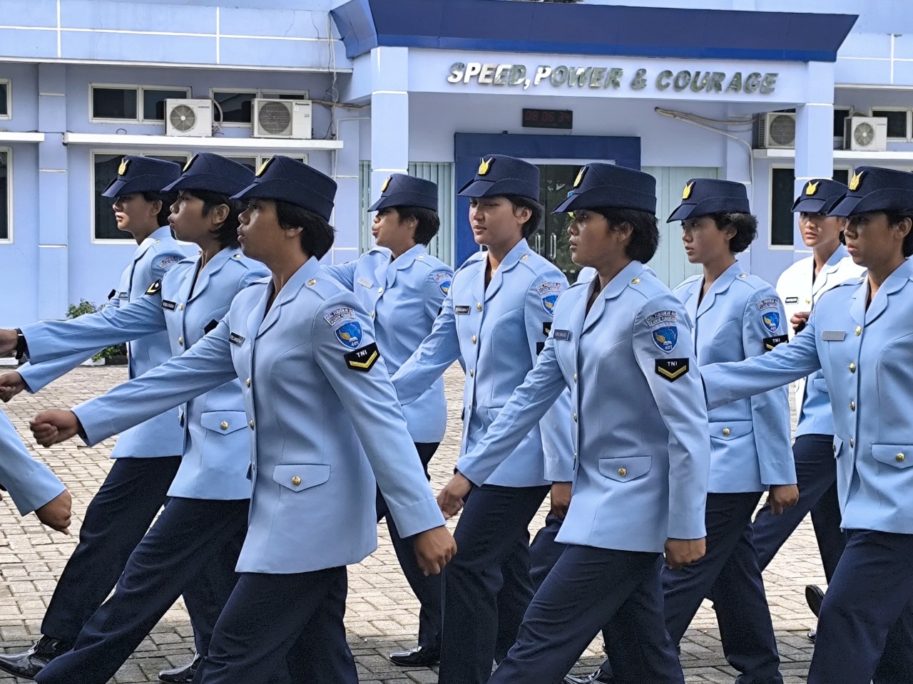 Ratusan Lulusan Semaba PK TNI AU A-53 Resmi Dilantik, Komandan Kodiklatau: Jadilah Generasi Berjiwa AMPUH