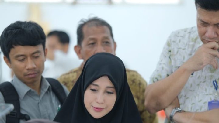 meity rahmatia meity rahmatia