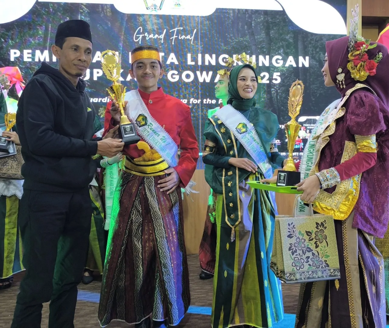 Siswa SMA Bosowa Makassar Muqaddimal Mukrimin Raih Runner Up I Duta Lingkungan Kabupaten Gowa 2025