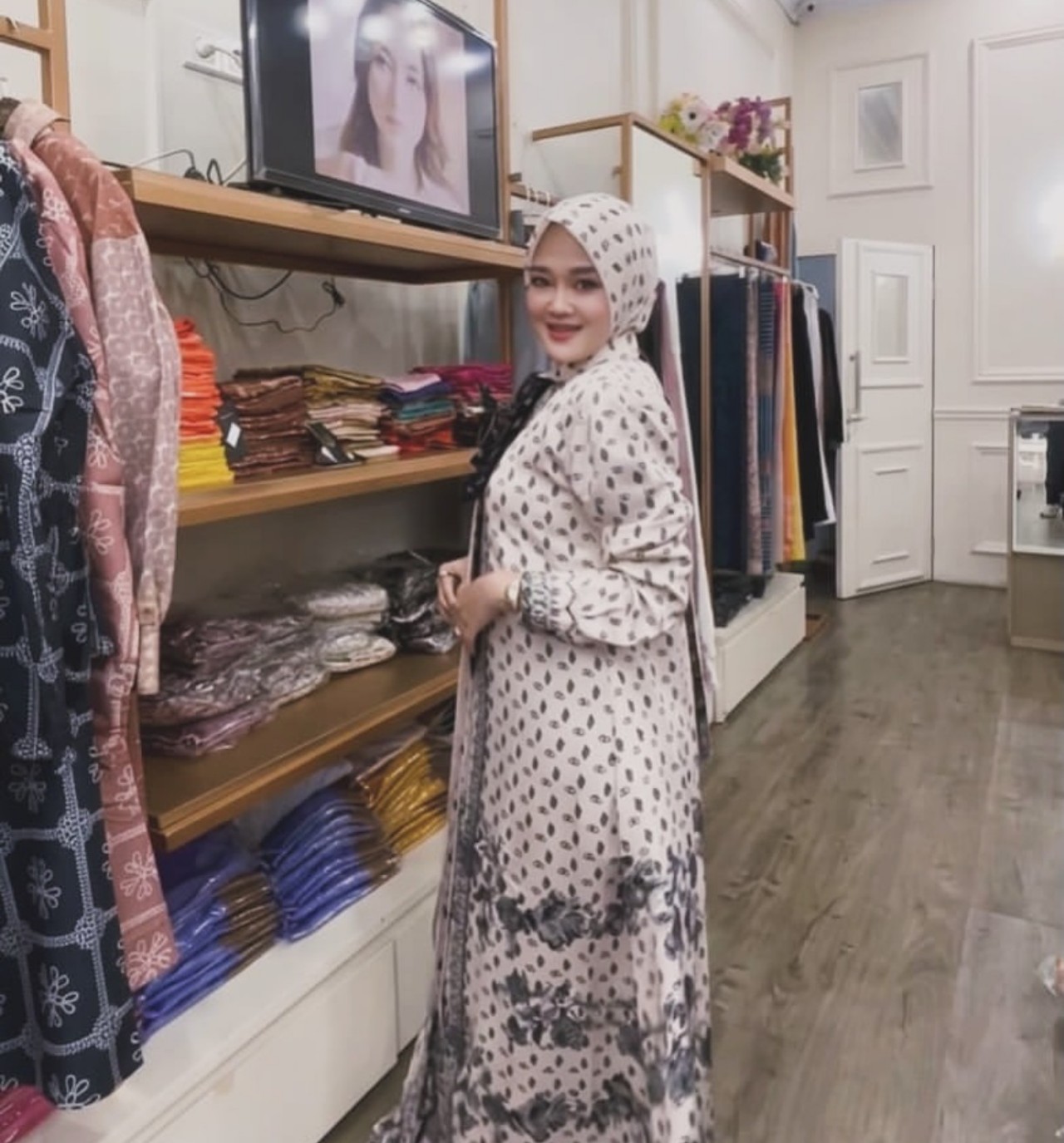 Clearance Sale Donna Scarves Diperpanjang, Diskon Hingga 70 Persen Berlaku Sampai 11 Maret 2026