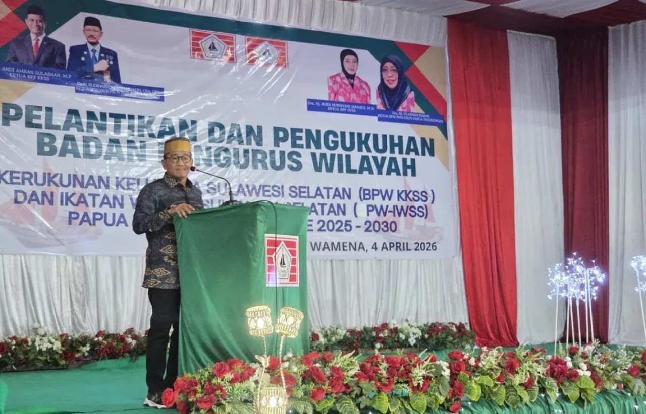 Wakili Andi Amran Sulaiman, Andi Rukman Nurdin Hadiri Pelantikan KKSS Papua Pegunungan