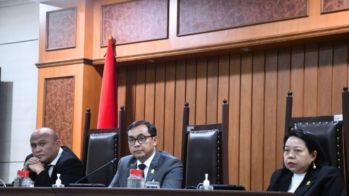 Akuisisi Saham Terlambat Dilaporkan, KPPU Sidangkan PT Evans Indonesia