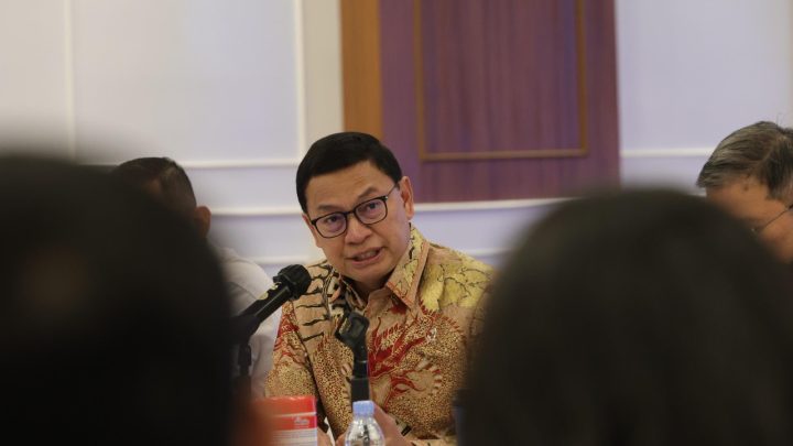 Taruna Ikrar Sebut Isu Apoteker di Minimarket Hoaks, PerBPOM 5/2026 Fokus Lindungi Masyarakat
