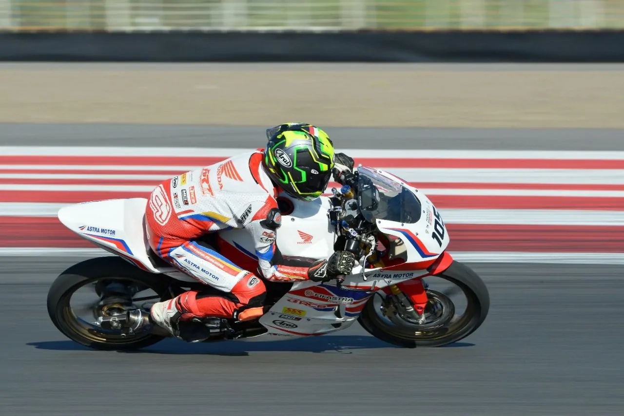 Astra Motor Racing Team Kuasai Podium Mandalika Racing Series 2026, Andi Gilang Tampil Gemilang