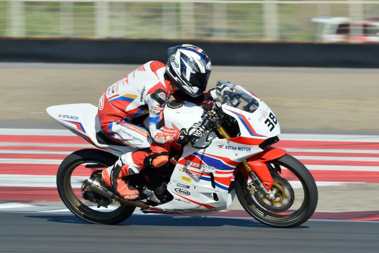 Astra Motor Racing Team Kuasai Podium Mandalika Racing Series 2026, Andi Gilang Tampil Gemilang