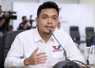 amos simanjuntak